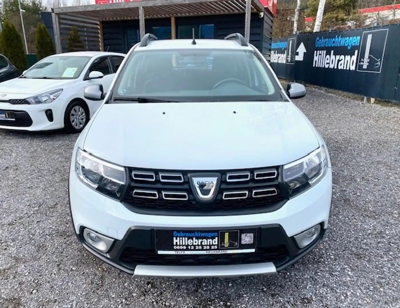 Dacia Sandero Stepway TCe 90 *Celebration* MJ 2018 Weiß - 2