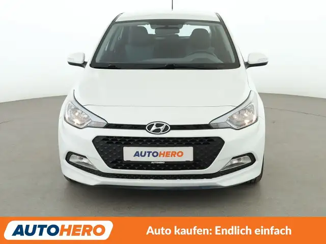 Hyundai I20 view 9
