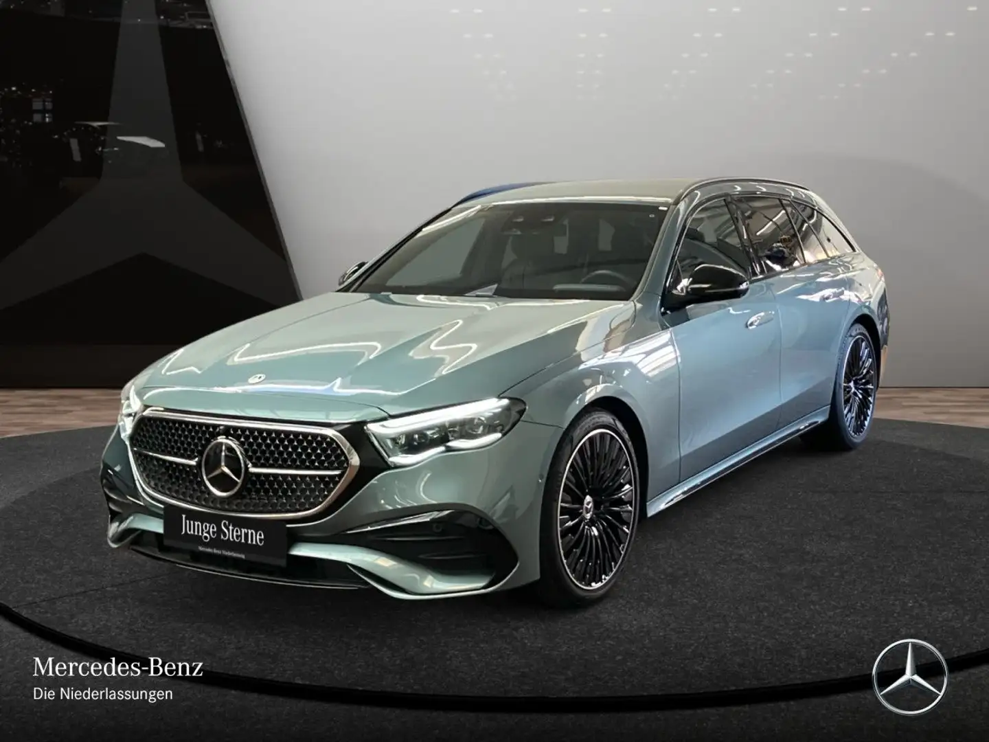 Mercedes-Benz E 220 d T AMG Fahrass 360° Burmester Distr. Night Argent - 2