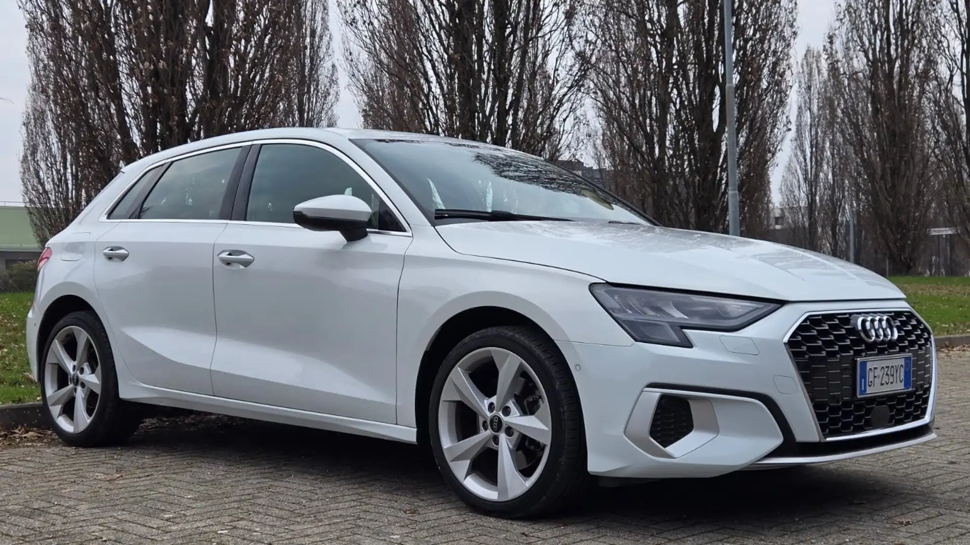 Audi A3 Sportback 30 2.0 TDI Weiß - 2