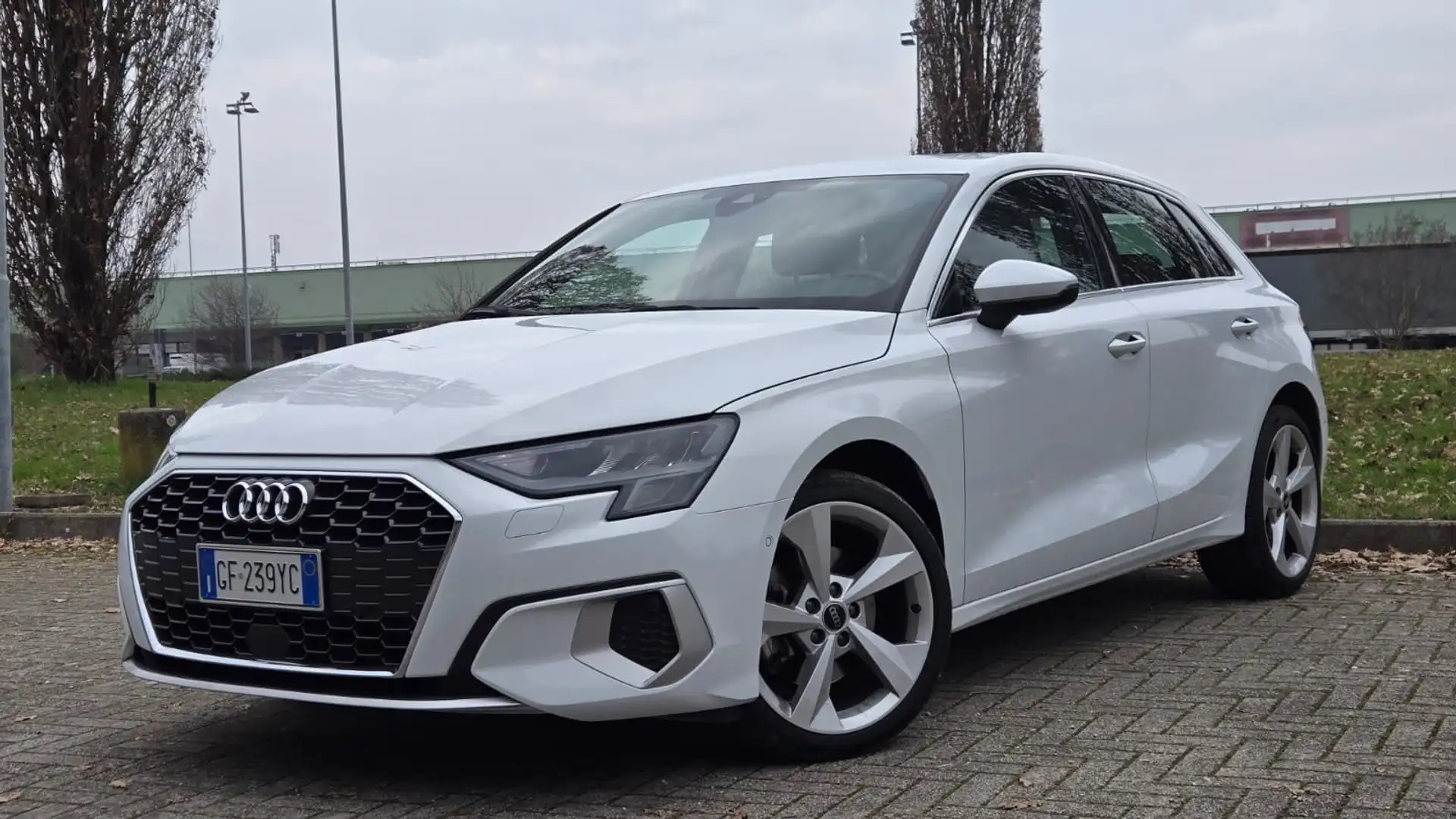 Audi A3 Sportback 30 2.0 TDI Weiß - 1