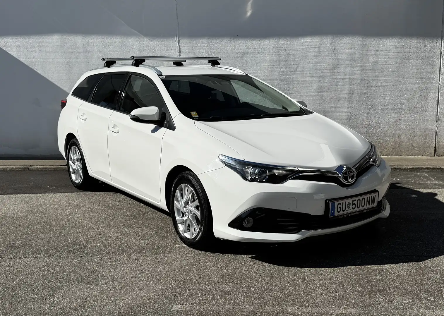 Toyota Auris TS 1,2 Turbo Edition 45 MDS - 1