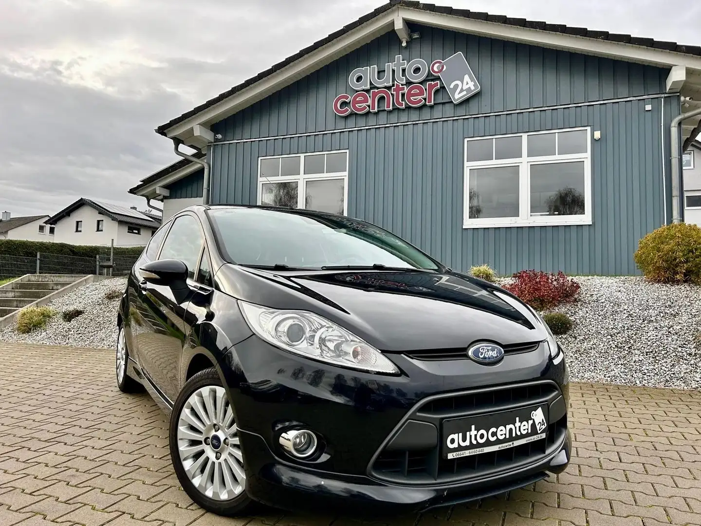 Ford Fiesta 1.4i Sport°2.Hand°Tüv NEU°8-fach° Schwarz - 1