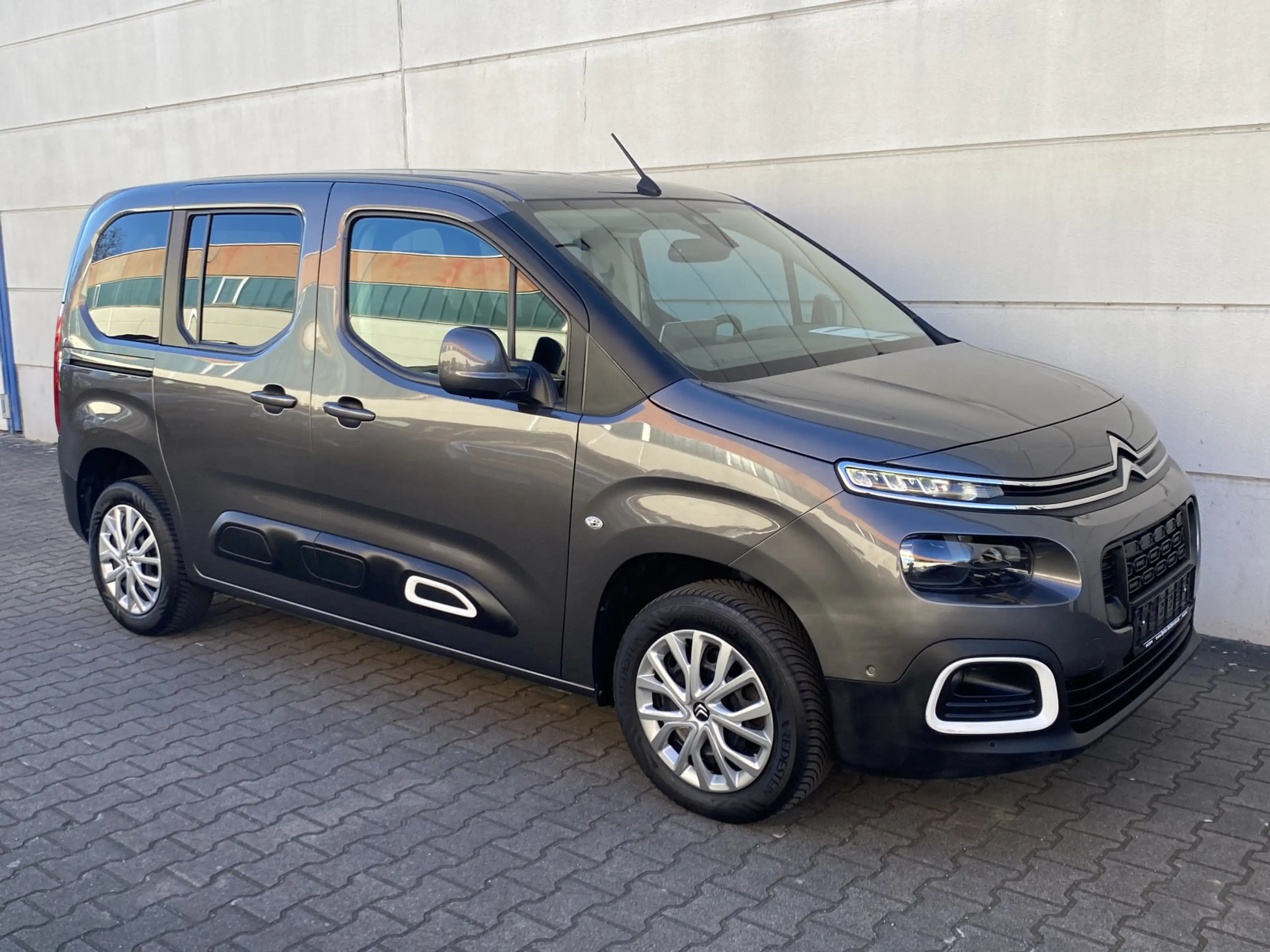 Citroen Berlingo 1.5 BlueHDi 130 FAP Feel — photo 6