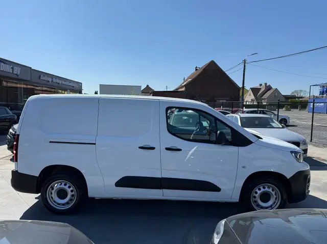 Peugeot Partner view 4
