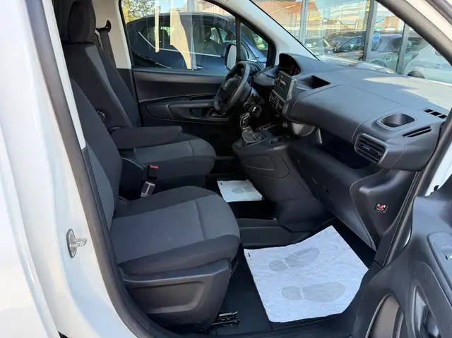 Peugeot Partner view 20