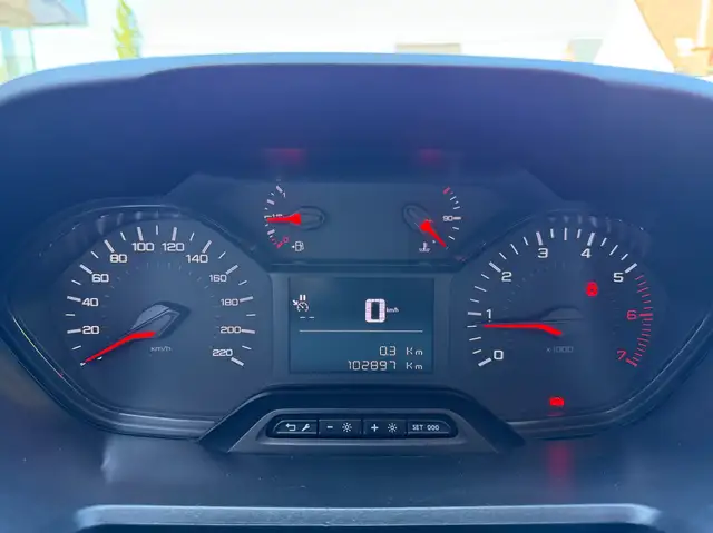 Peugeot Partner view 16