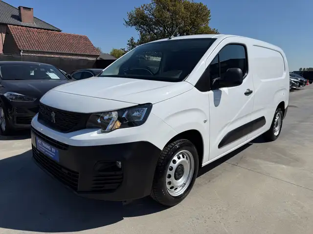 Peugeot Partner view 9