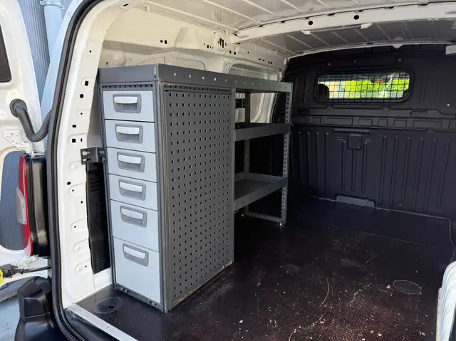 Peugeot Partner view 14