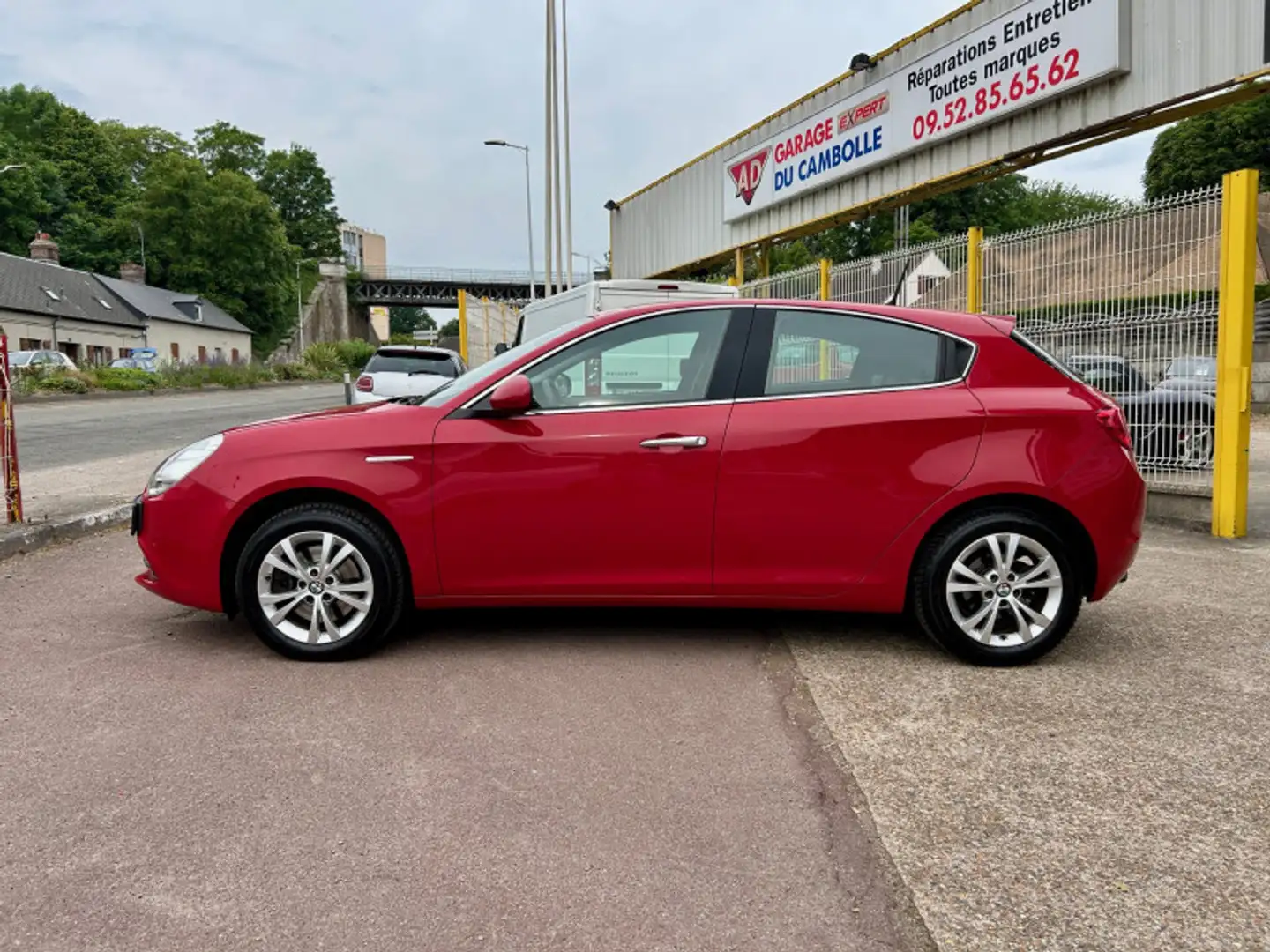 Alfa Romeo Giulietta 1.4 TB MULTIAIR 170CH EXCLUSIVE STOP\u0026START TC Rouge - 2