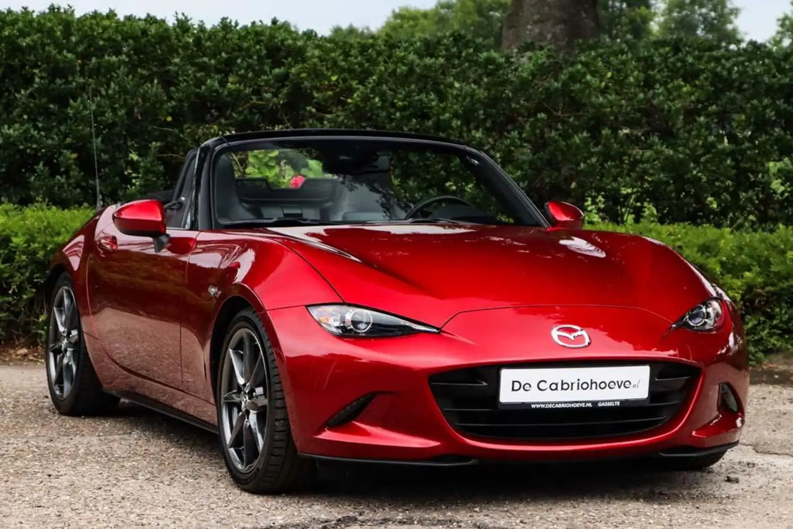 Mazda MX-5 ND 2.0l SkyActiv-G 184 GT-M Soul Red Crystal Metal Rouge - 1
