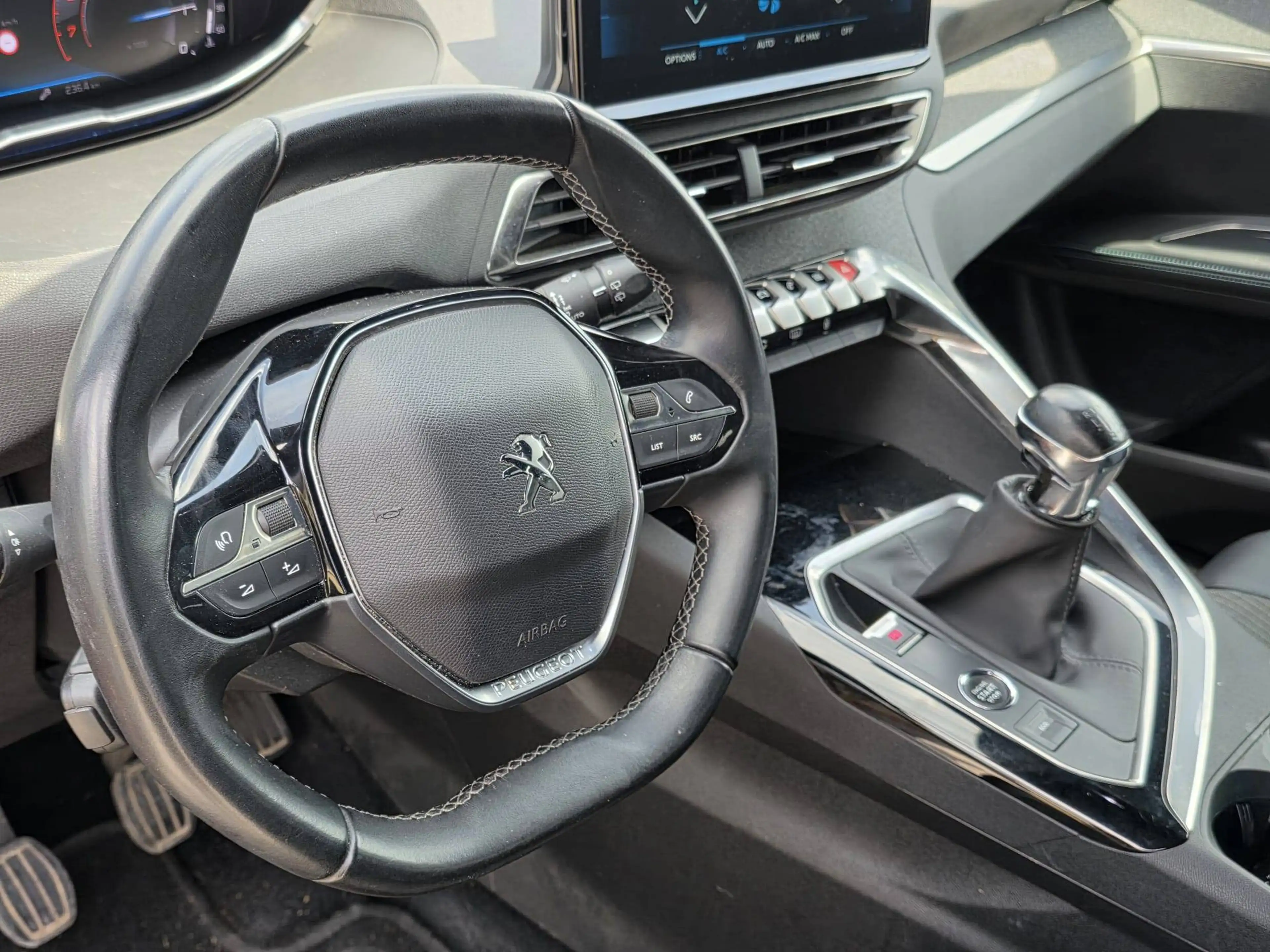 Peugeot 5008 5008 1.2 PureTech Allure * 7 Places * — photo 11