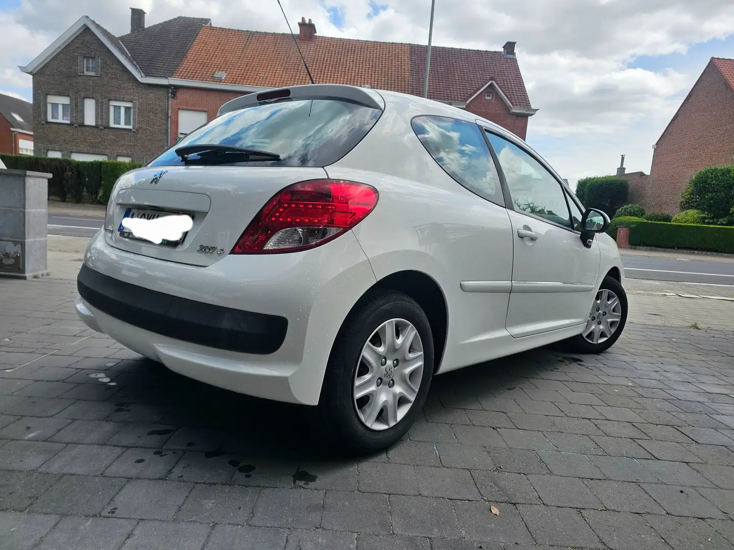 Peugeot 207 207+ Blanc - 2