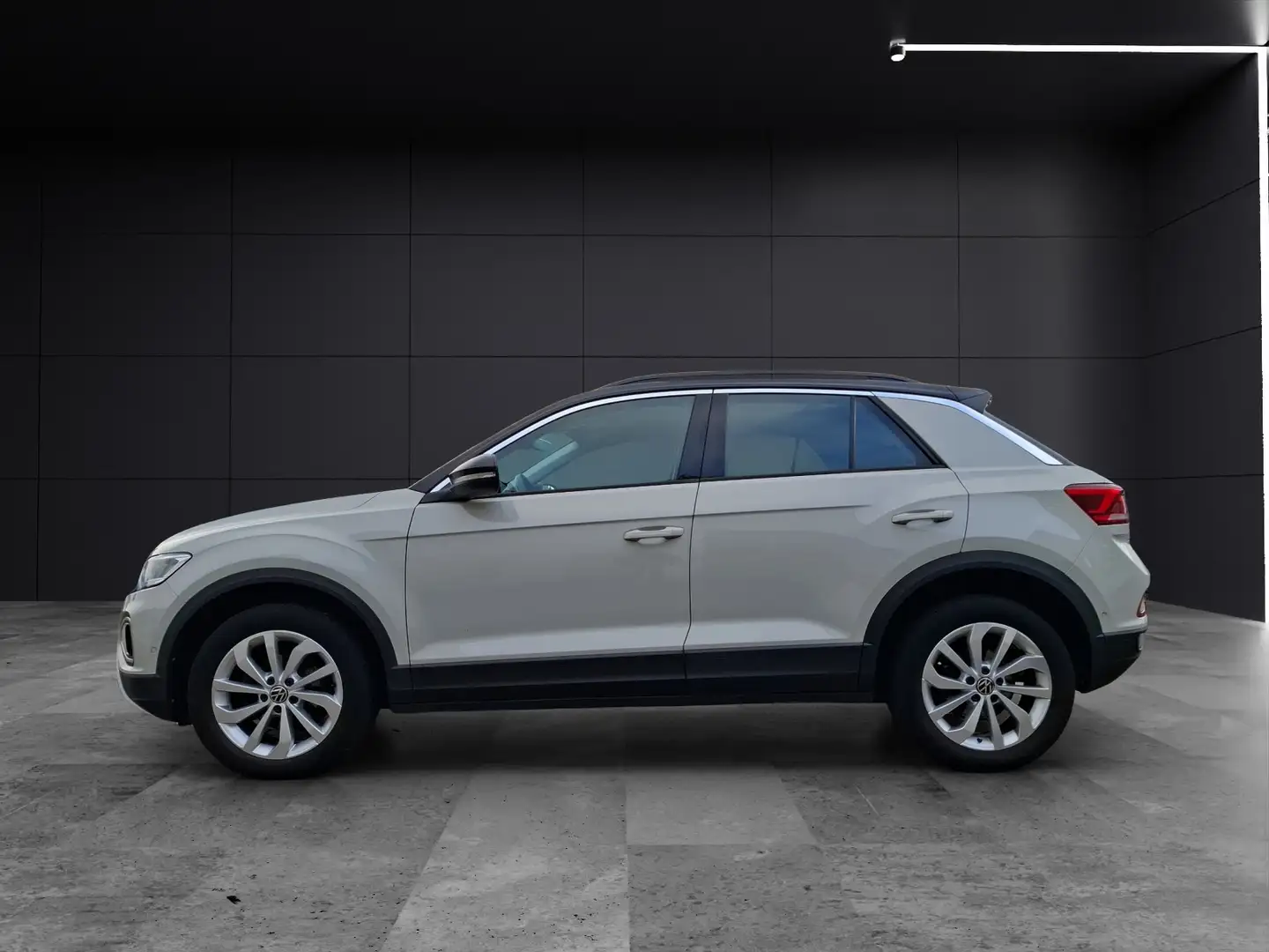 Volkswagen T-Roc TSI Life DSG LED Navi AID ACC RFK SH Grau - 2