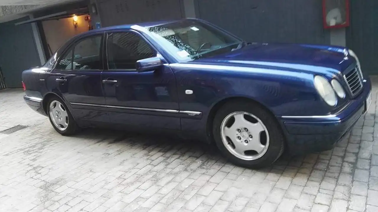 Mercedes-Benz E 200 Avantgarde, foto 5