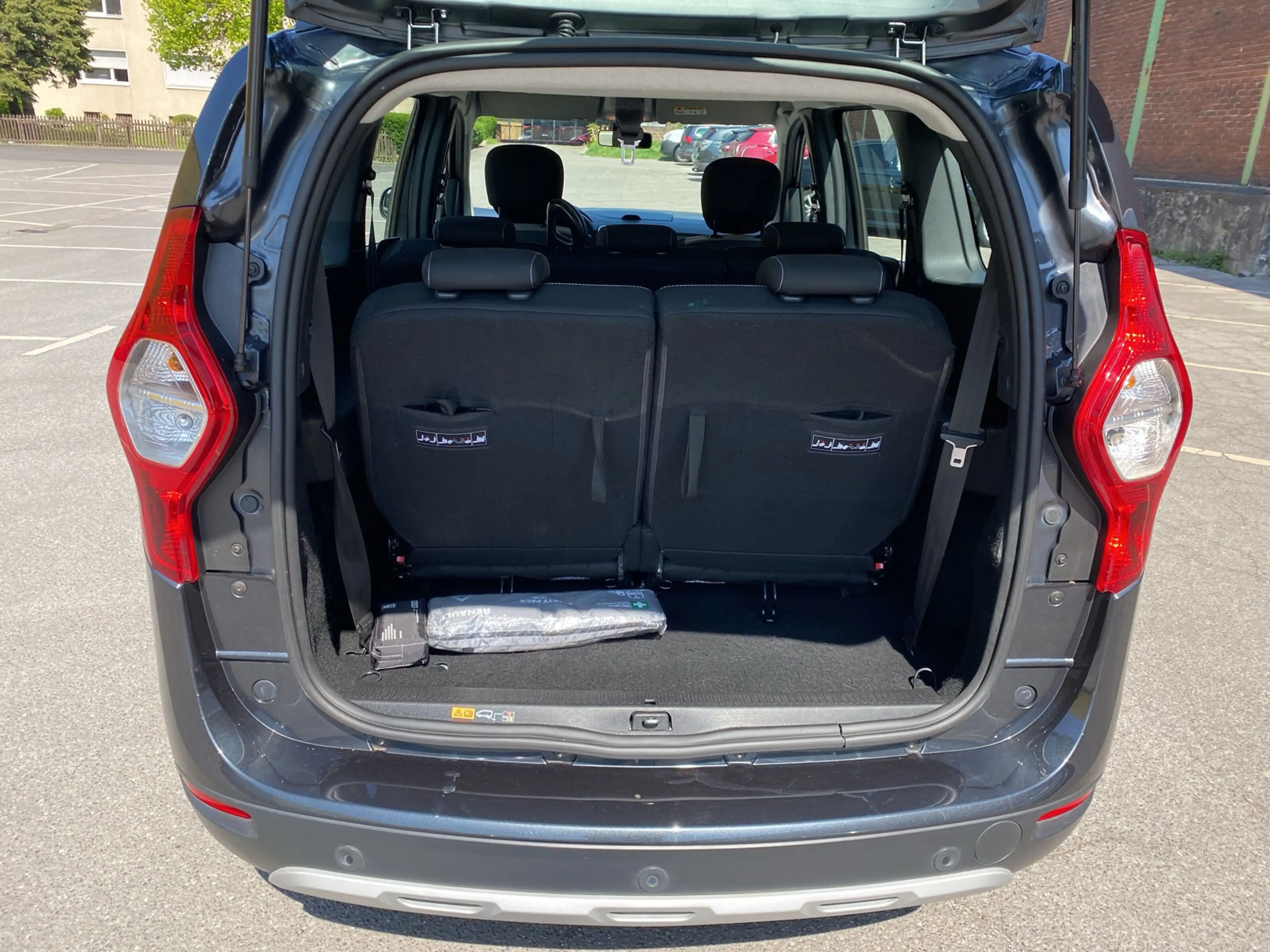 Dacia Lodgy Stepway Blue dCi 115 7 Sitzer PDC h+Kamera — photo 8