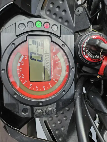 Kawasaki Z 750 - foto 6