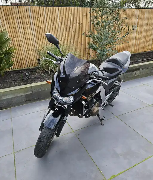 Kawasaki Z 750 - foto 2