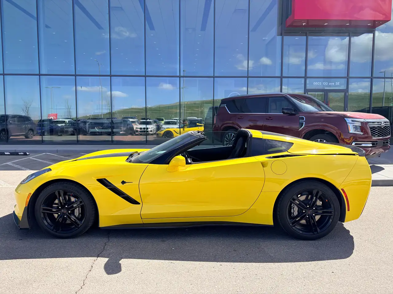 Chevrolet Corvette снимка Chevrolet Corvette