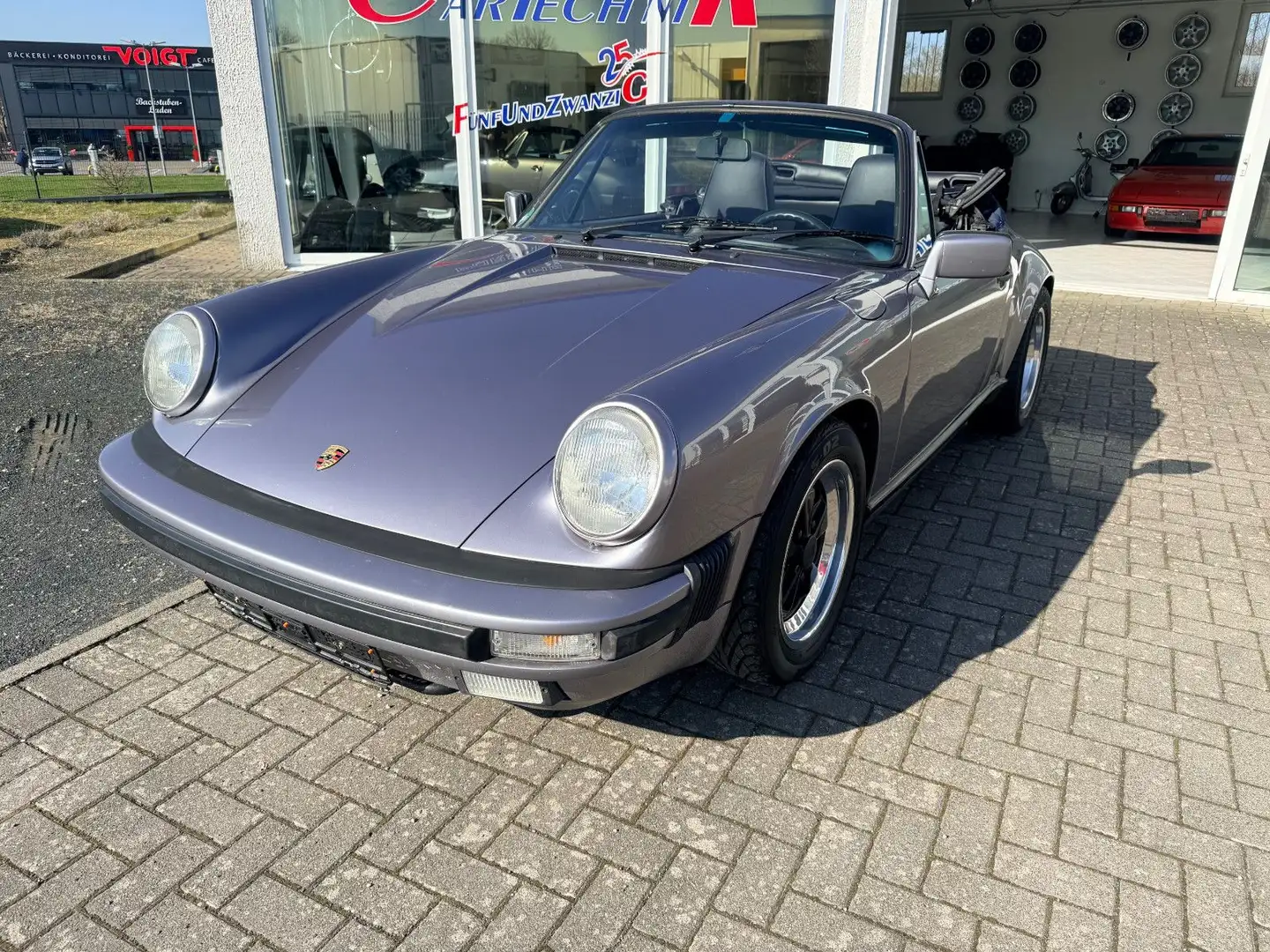 Porsche 911 Carrera Cabrio mit G50 Getriebe, Oldtimer Blau - 1