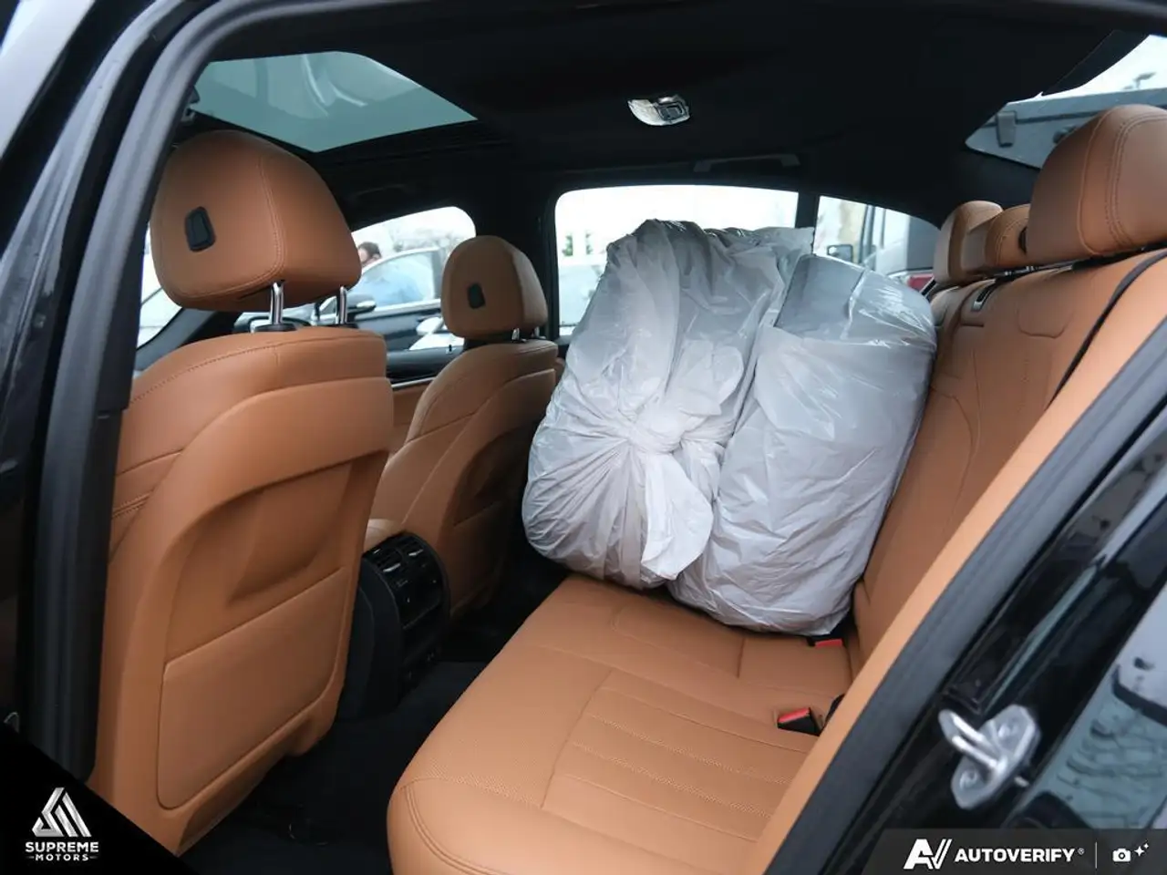 BMW 5 Series photo BMW 5 Series
