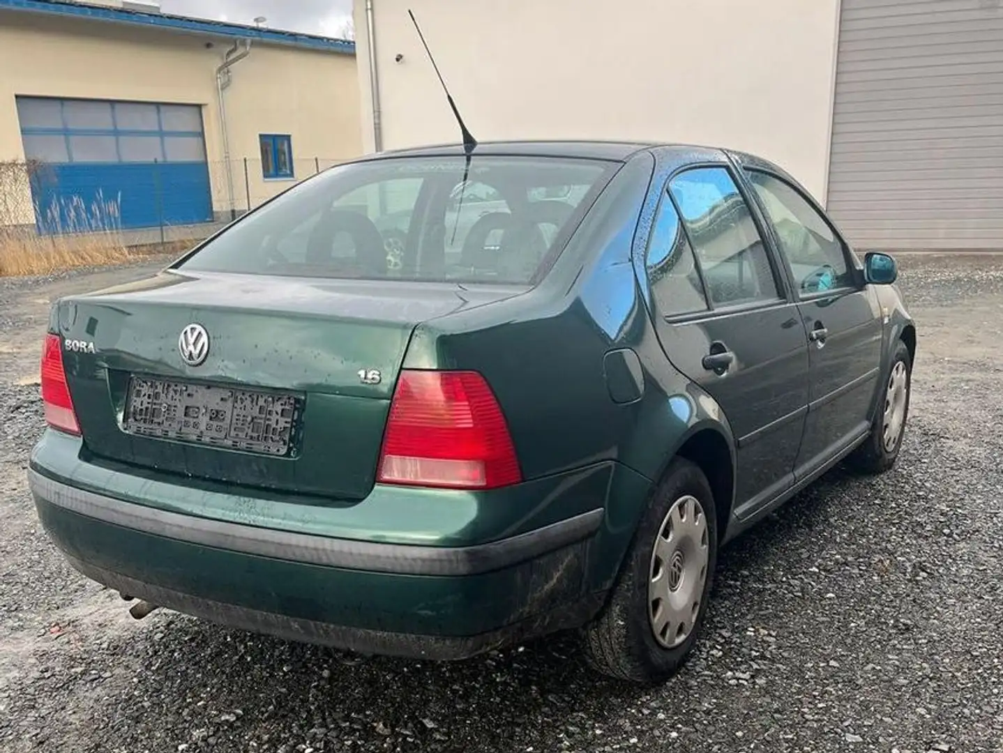 Volkswagen Bora 1.6 *AUTOMATIK*KLIMAAUTOMATIK*SZ Grün - 2