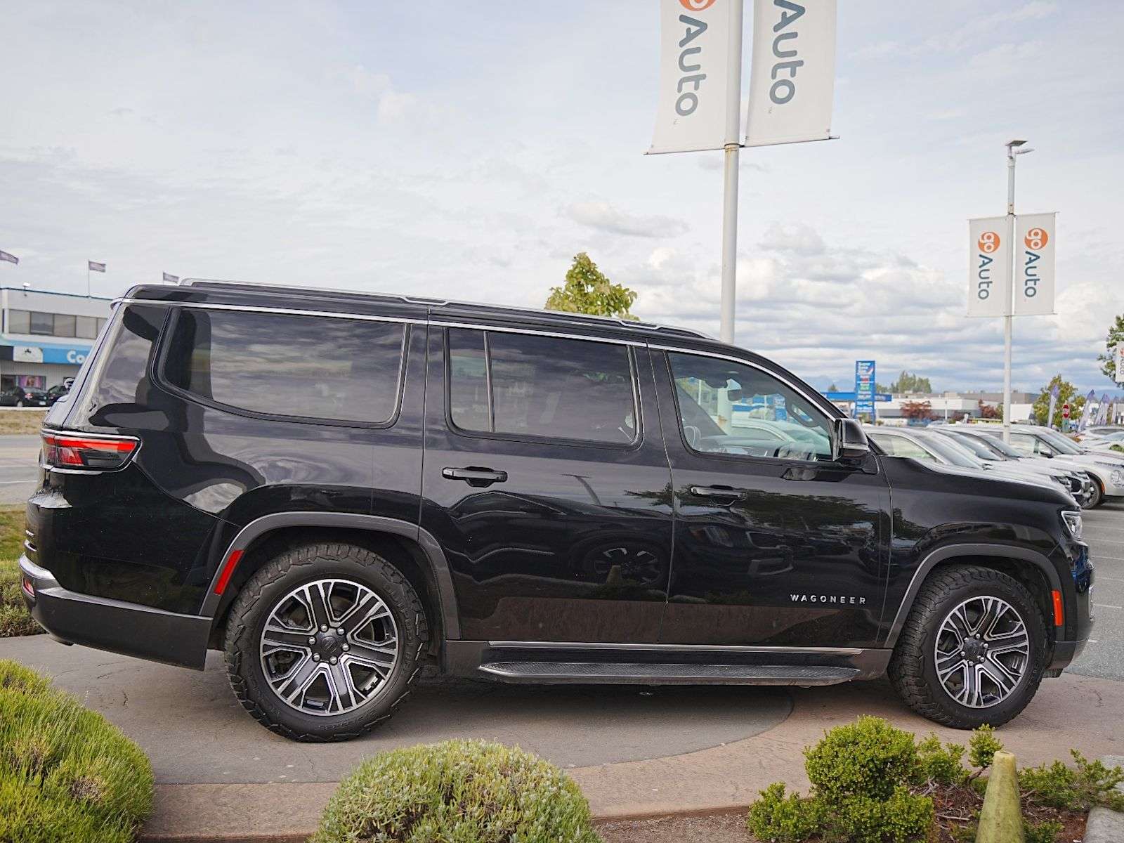 2022 Jeep Wagoneer 4WD