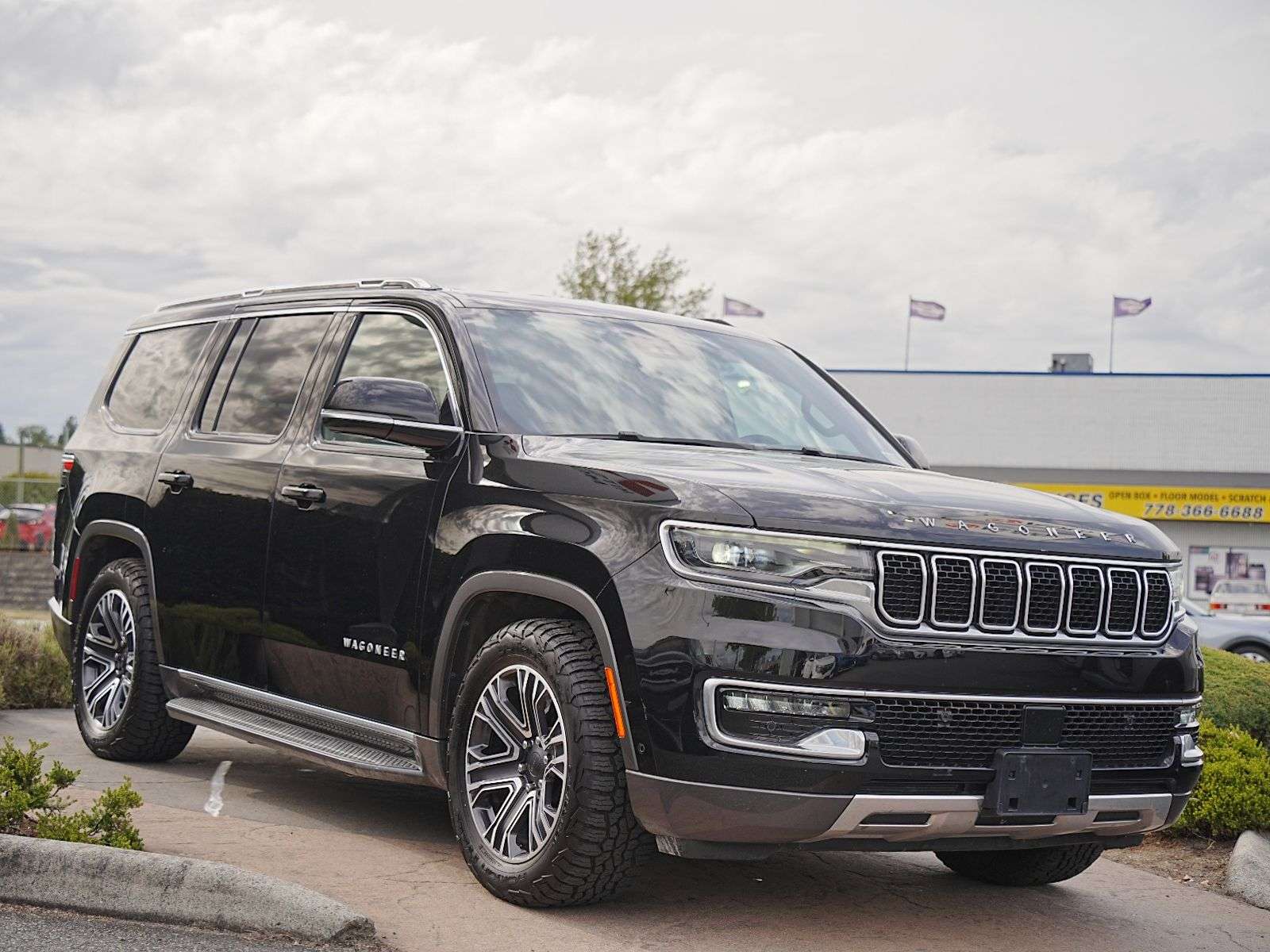 2022 Jeep Wagoneer 4WD