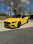 Mercedes-Benz A 250 e AMG Line Geel - thumbnail 1
