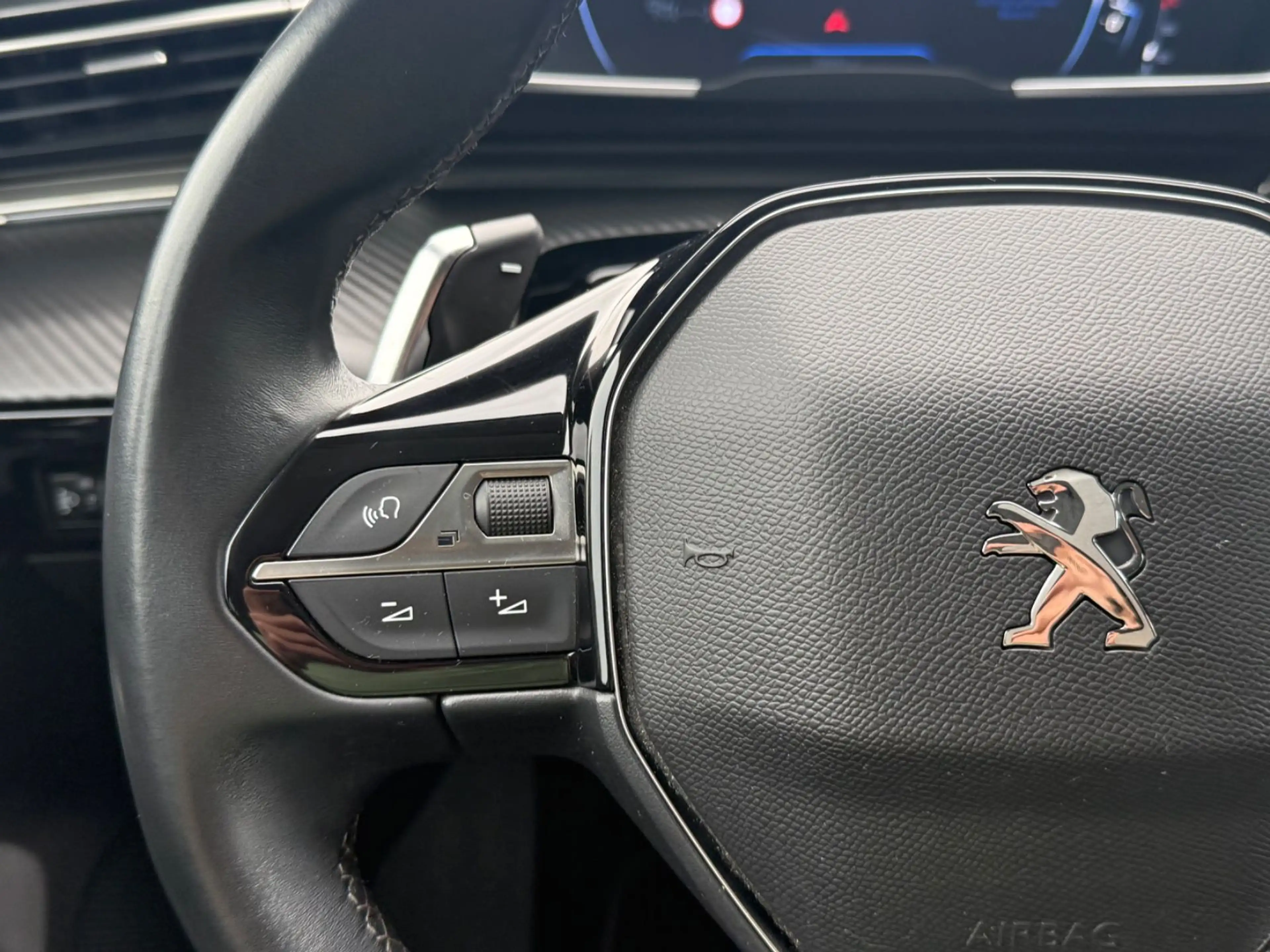 Peugeot 508 SW Allure Navi 180° Kamera AHK voll service — photo 14