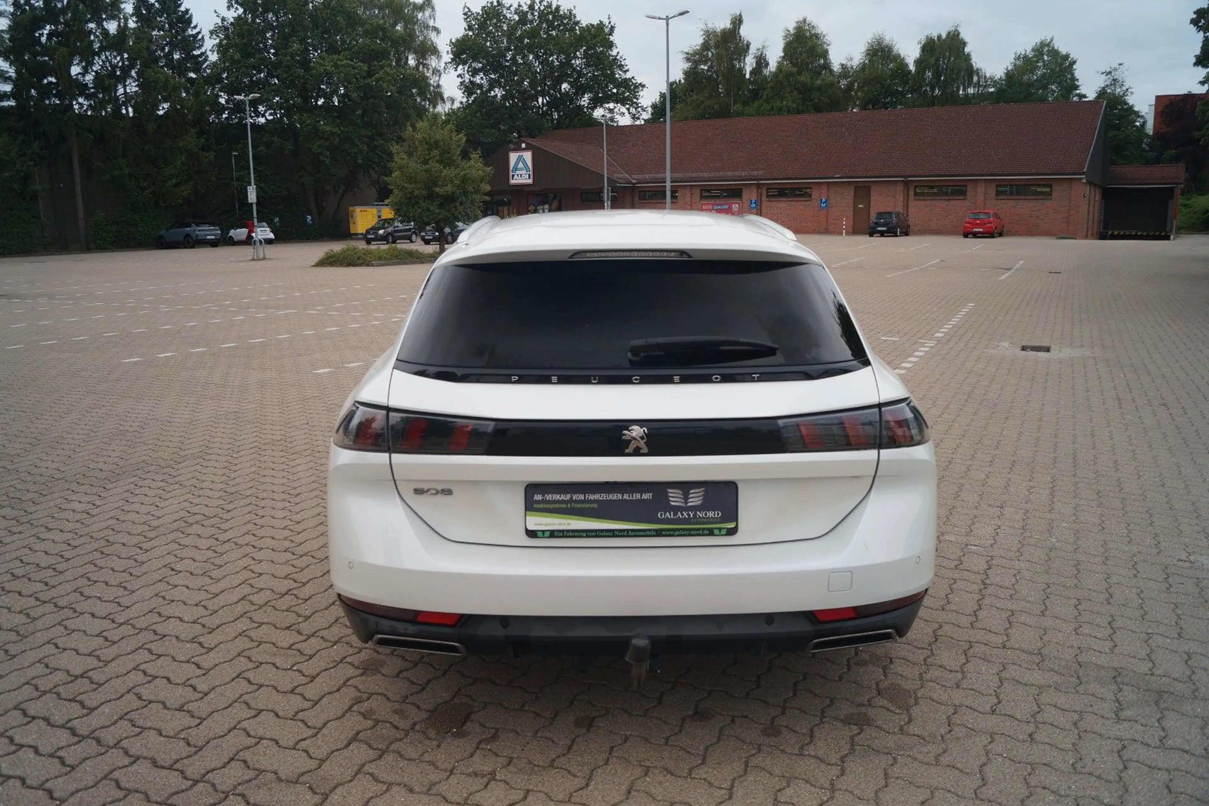 Peugeot 508 SW Allure Navi 180° Kamera AHK voll service — photo 5