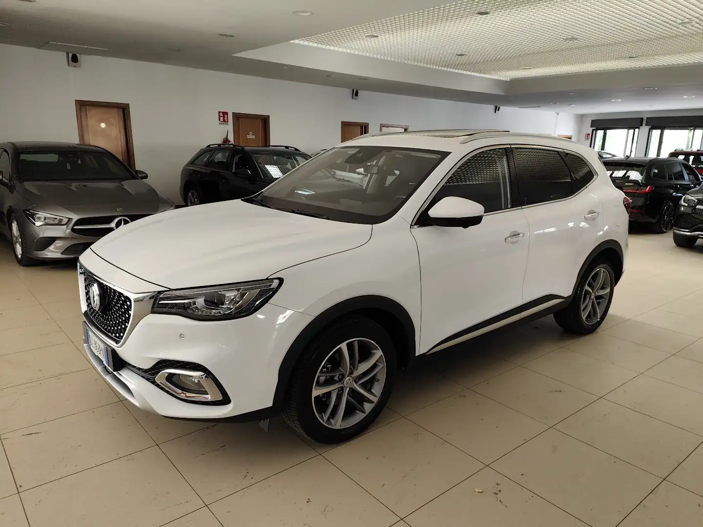 MG EHS 1.5 Plug-in Hybrid auto Exclusive Navi Tetto Pelle Bianco - 1