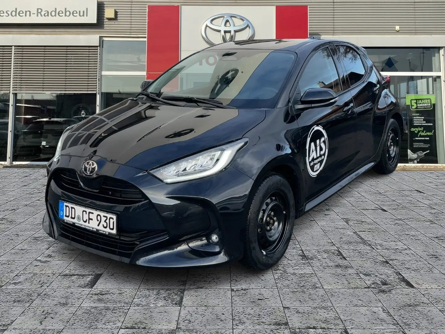 Toyota Yaris 1,5L Hybrid Team D ACC+LED+SHZ+Kam.+KlimaA Noir - 2