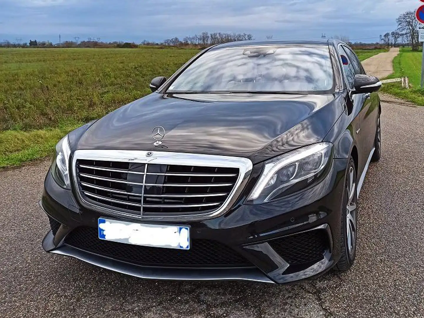 Mercedes-Benz S 63 AMG Classe S 63 L AMG 4-Matic A crna - 2