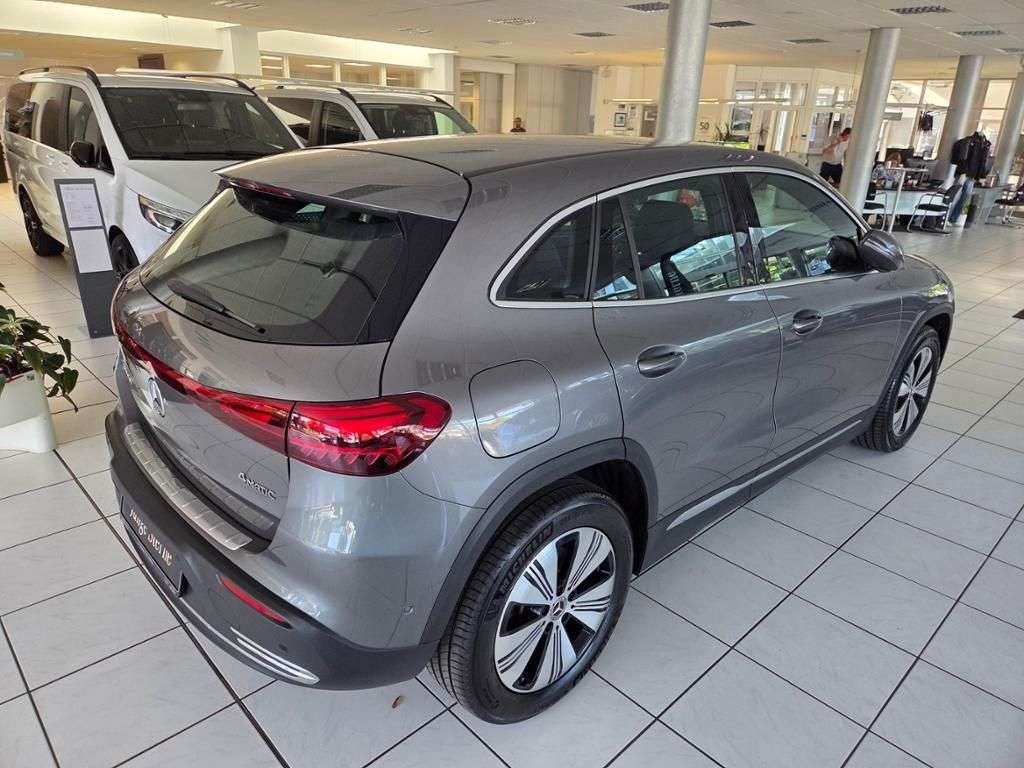Mercedes-Benz EQA