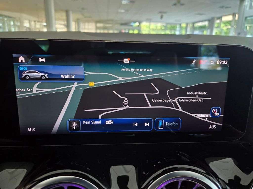 Mercedes-Benz EQA