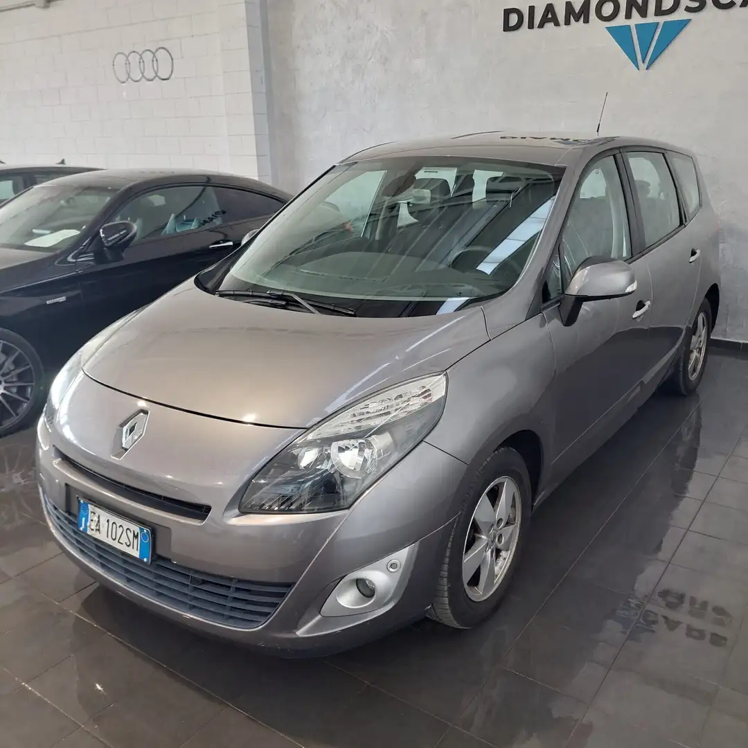 Renault Scenic Scénic 1.9 dCi 7 POSTI KEYLESS NAVI Argent - 2