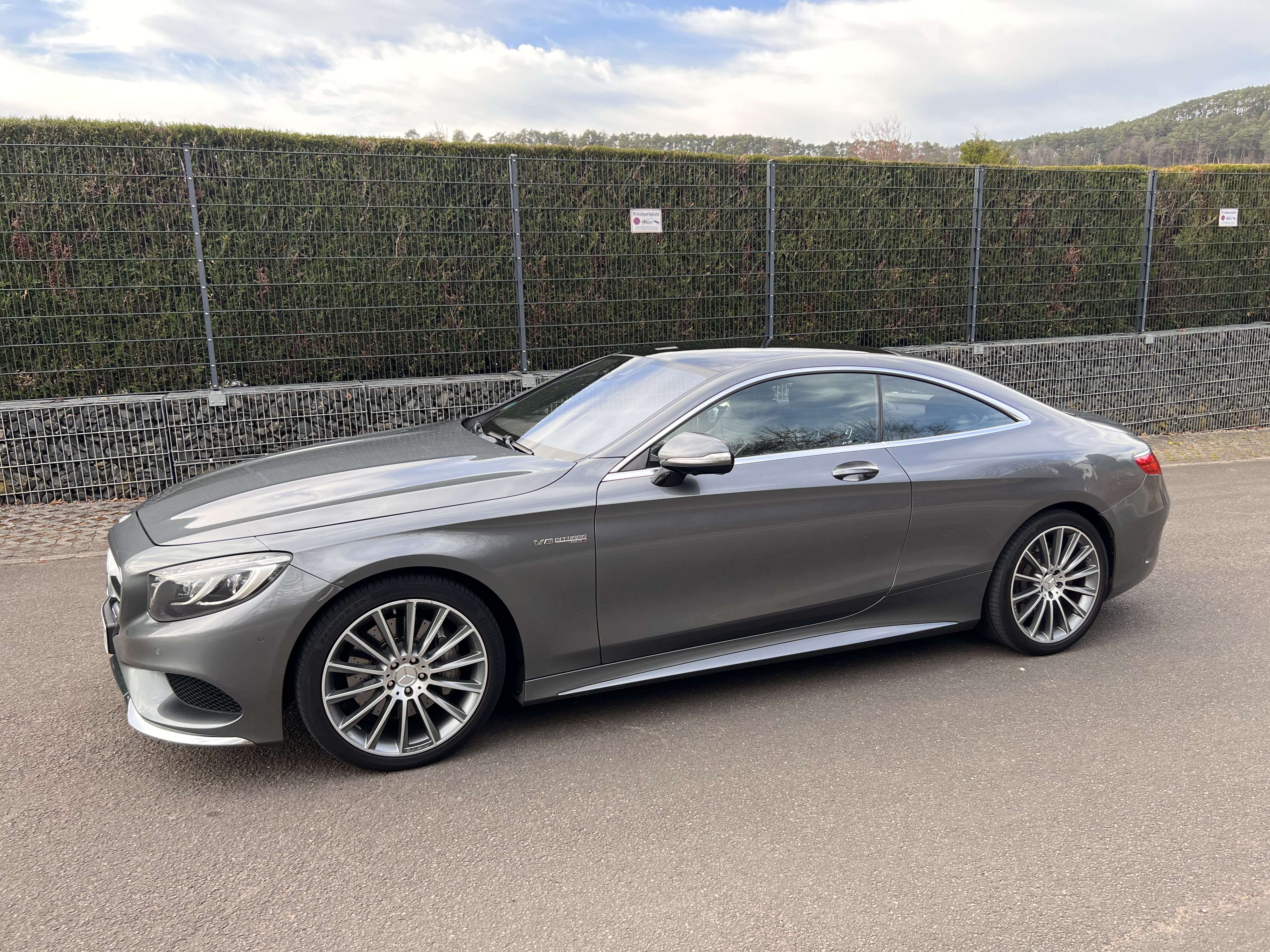 Second hand Mercedes Benz S-Class 500