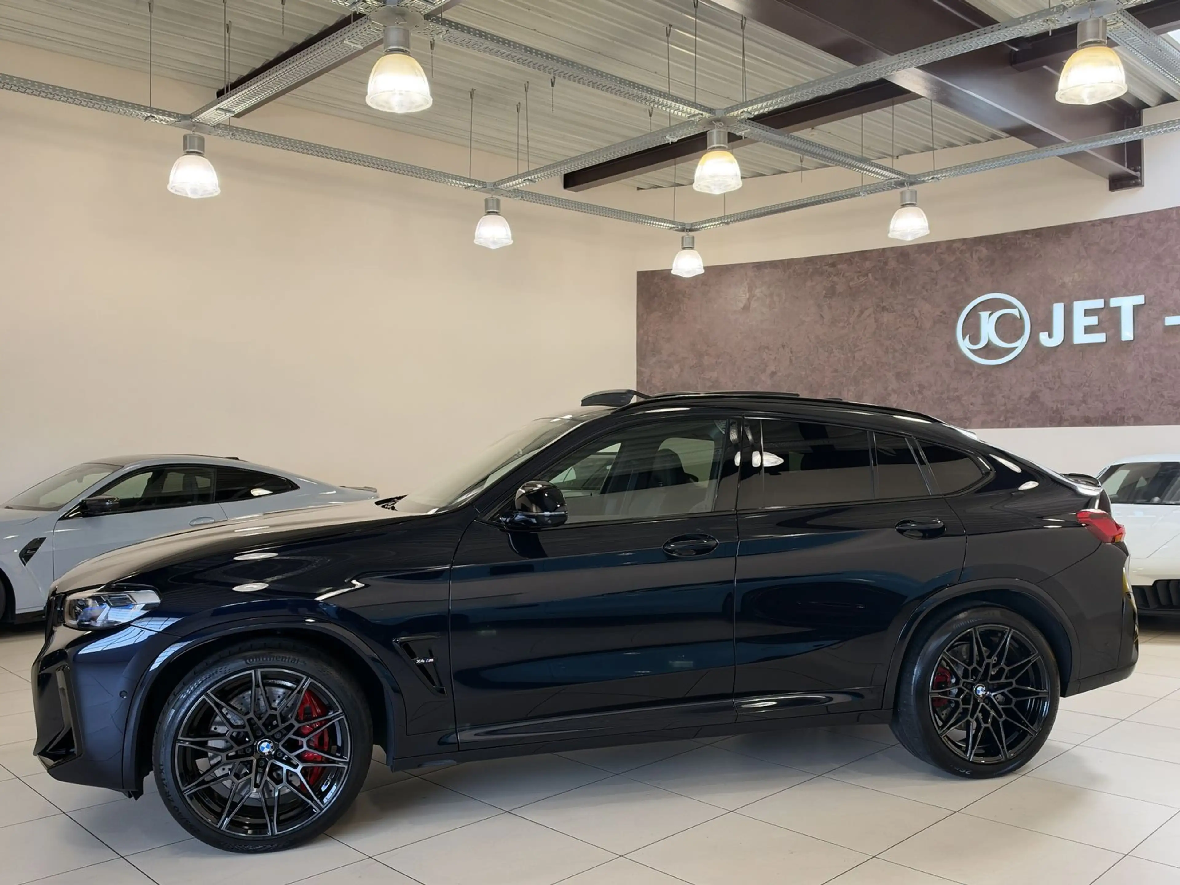 BMW X4 M Competition *Pano-Laser-Carbon-M Driver's* — photo 4