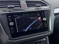 Volkswagen Tiguan 2.0 TDI Life Aut LED AHK RADAR NAVI R-CAM Schwarz - thumbnail 16