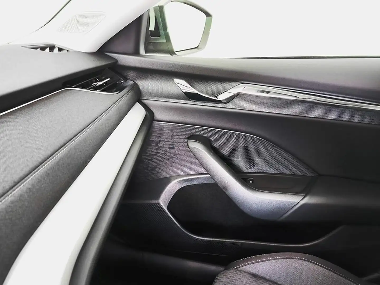 Skoda Octavia 1.4TSI iV PHEV Selection DSG Gris - 2