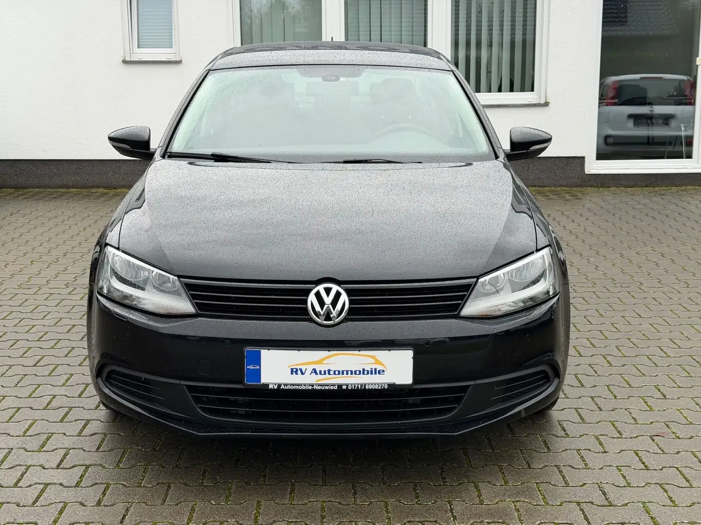 Volkswagen Jetta VI Trendline 1-HAND Schwarz - 2