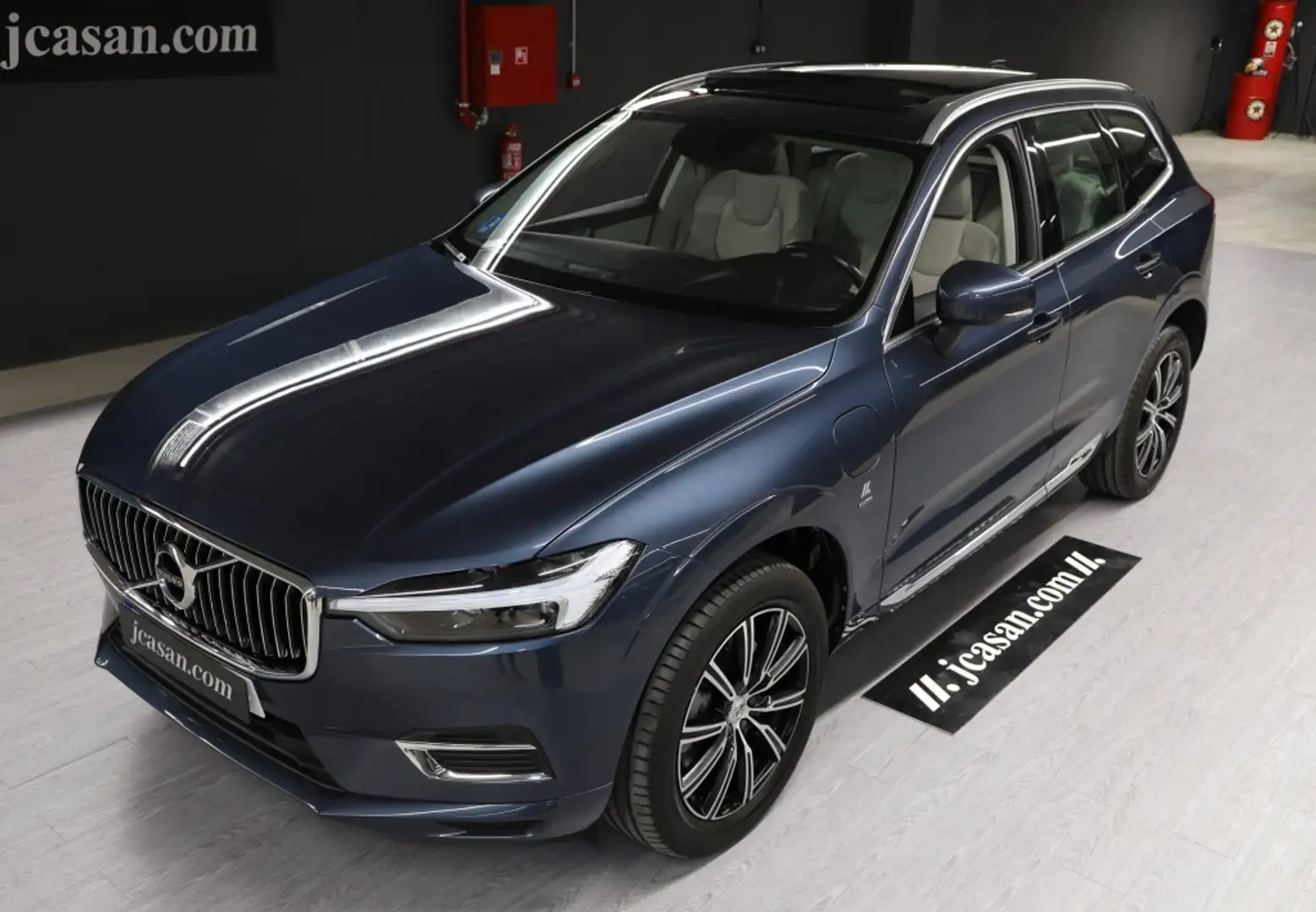 Volvo XC60 T6 Recharge Inscription Azul - 1