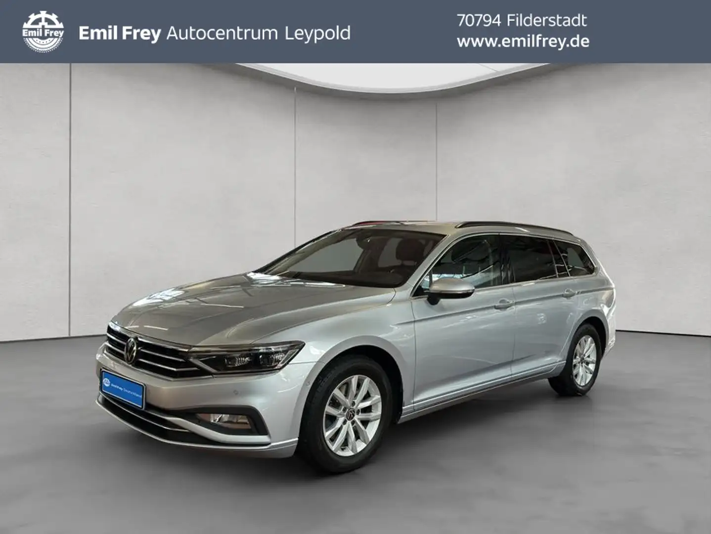 Volkswagen Passat Variant 2.0 TDI DSG Business HUD Zilver - 1