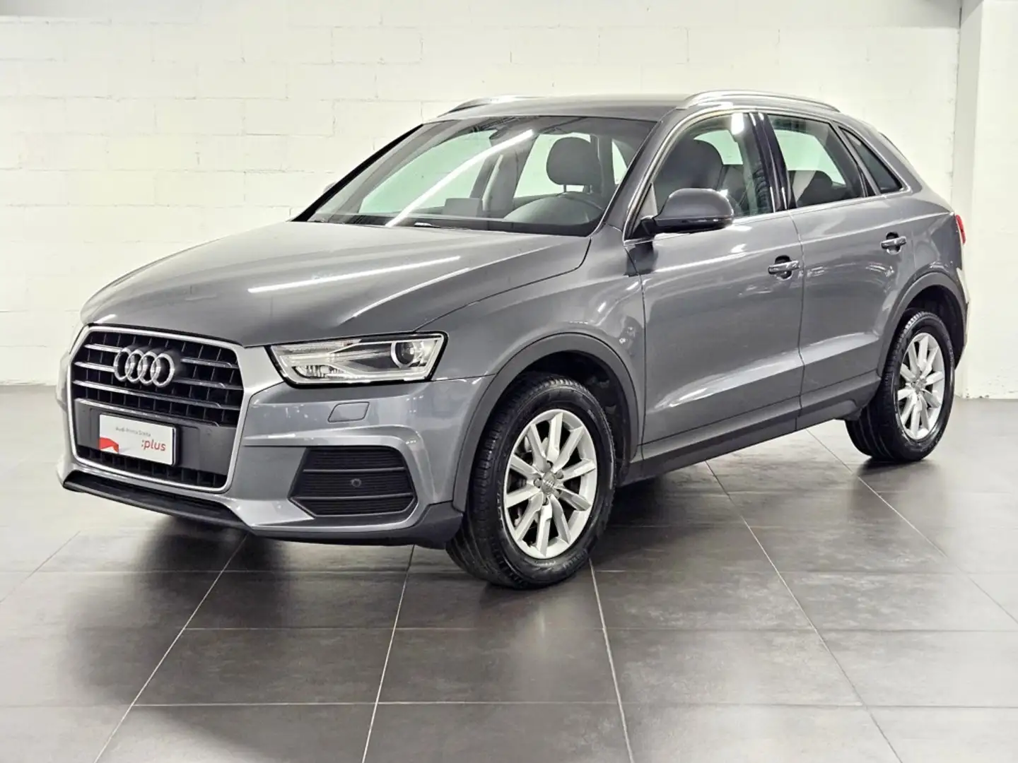 Audi Q3 2.0 tdi Business quattro 150cv s-tronic Šedá - 1