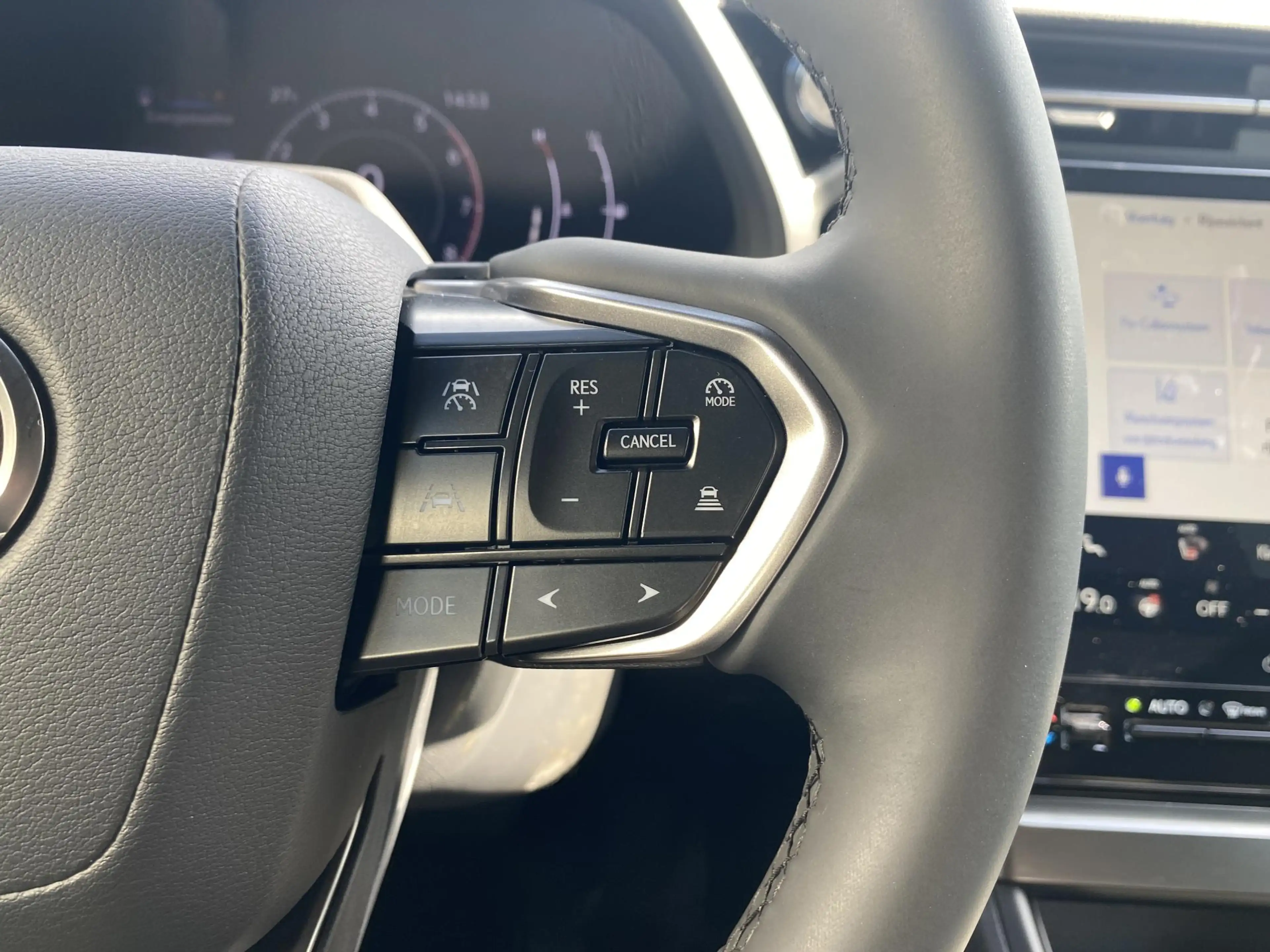 Lexus LBX 1.5 2WD STOELVERW STUURVERW BLIND-SPOT PARK-SENS — photo 29