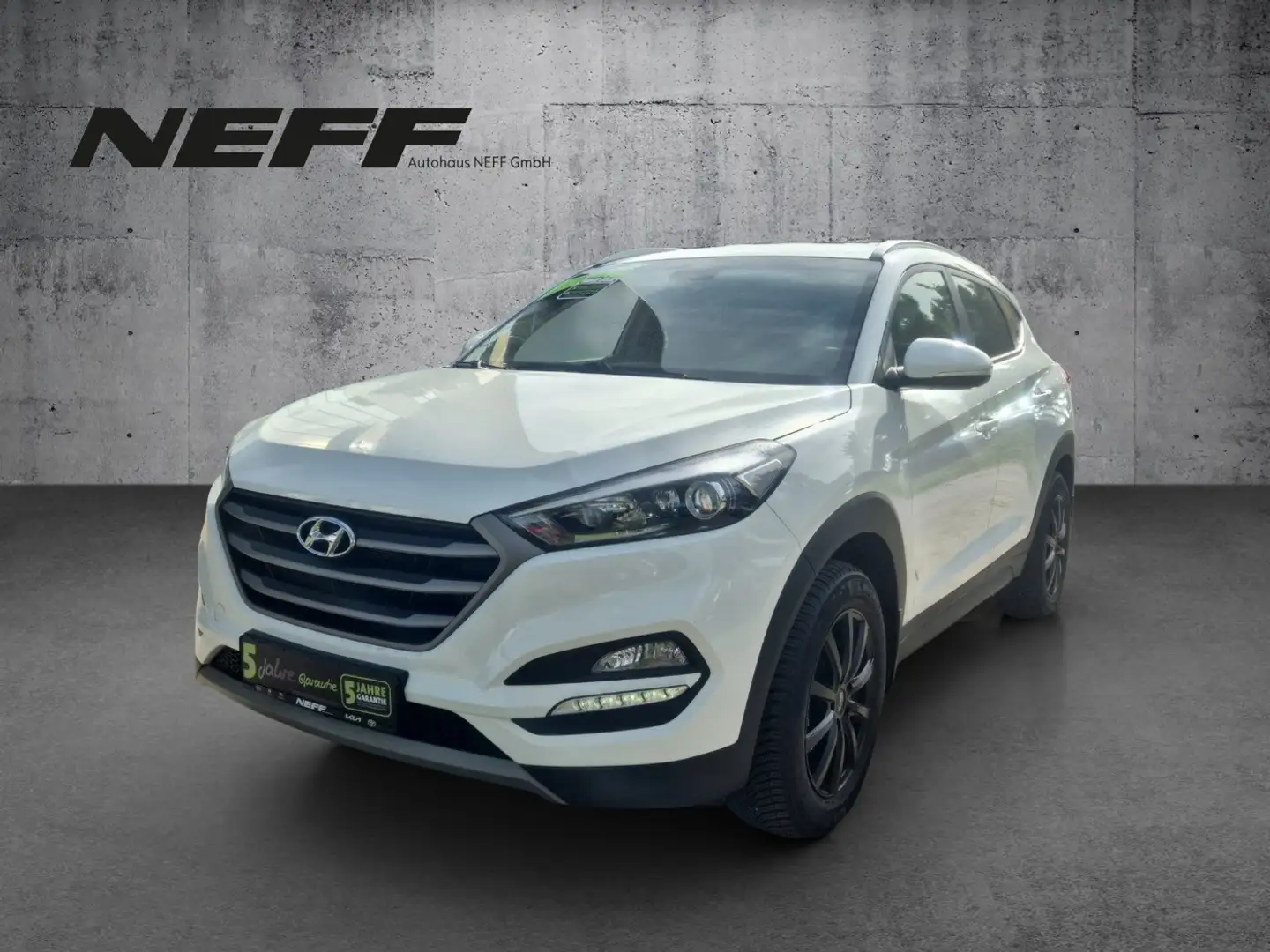 Hyundai TUCSON 1.6 Advantage SpurW LM Navi PDC 2xKlima Bílá - 2