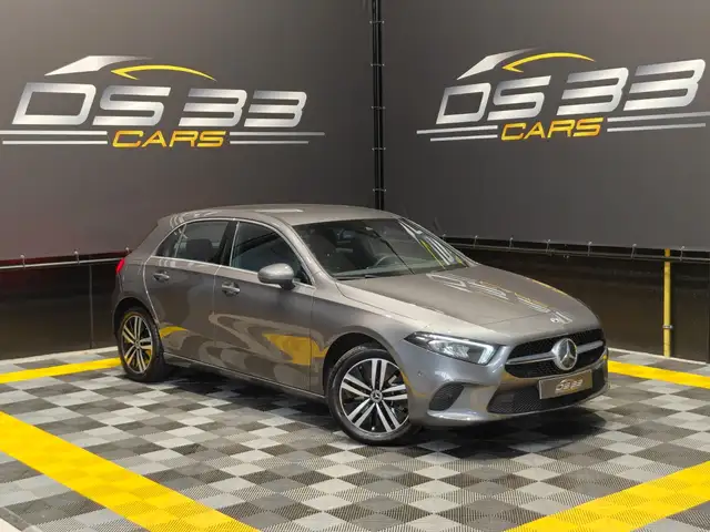 Mercedes-Benz A 250 e PHEV 218pk/LED/Leder/Ambi/17"/Apple/CAM/ZV/Cruise