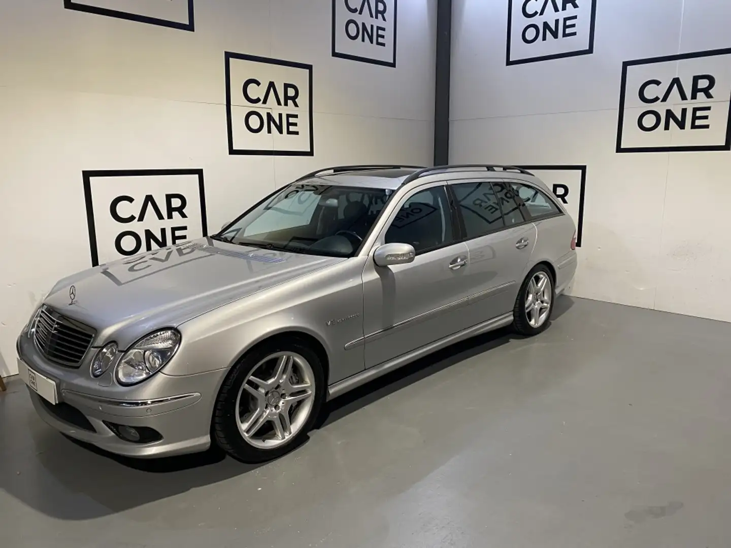Mercedes-Benz E 55 AMG Familiar Aut. Grijs - 1