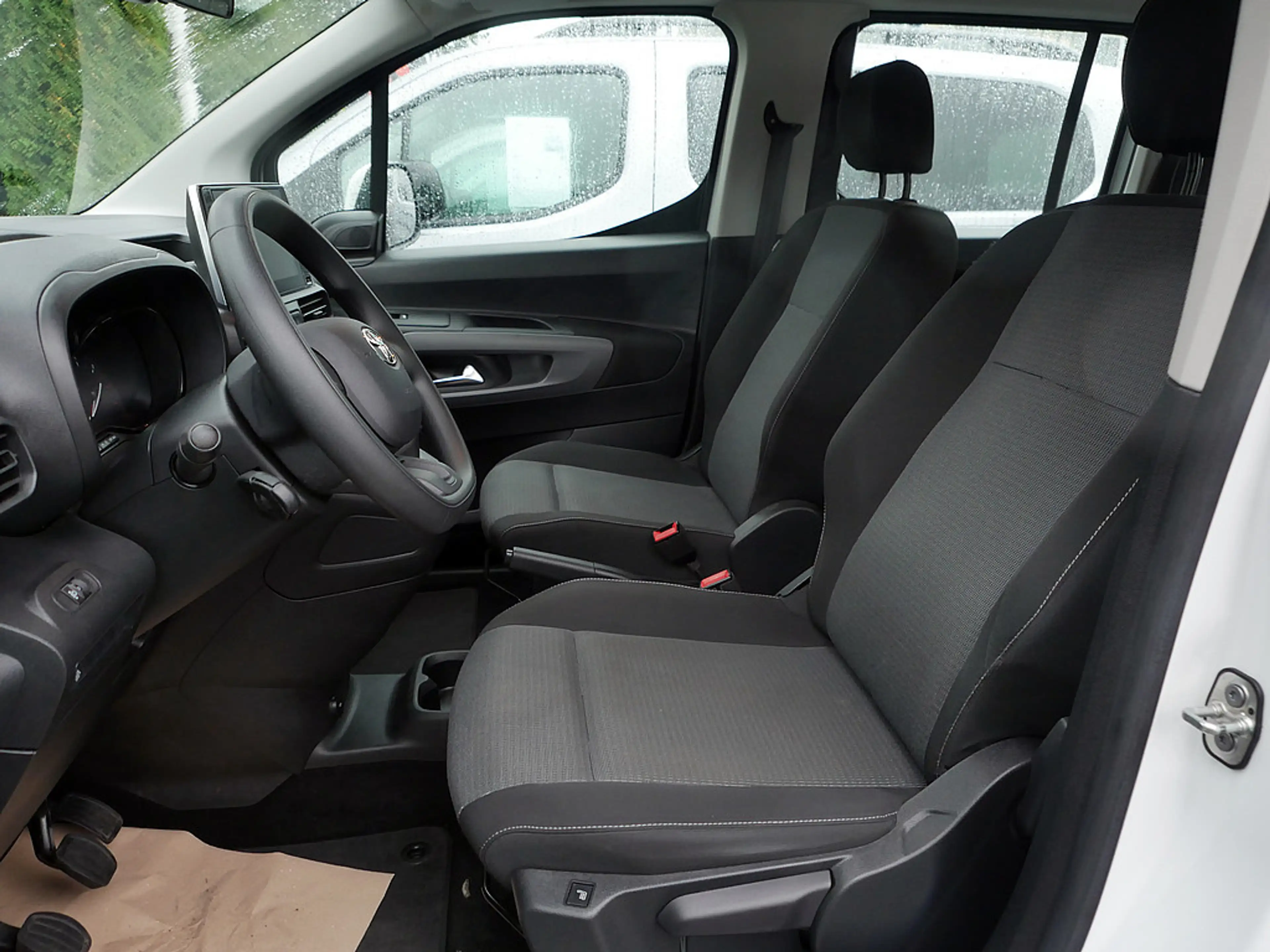 Toyota Proace City Verso 1.5 D-4D KLIMA PDC SHZ NAVI — photo 13